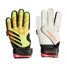 Load image into Gallery viewer, adidas Junior Predator Match Fingersave Goalkeeper Gloves
