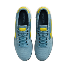 Load image into Gallery viewer, Nike Streetgato Indoor Shoes
