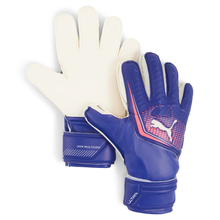 Load image into Gallery viewer, Puma Junior Ultra Match Protect Goalkeeper Gloves
